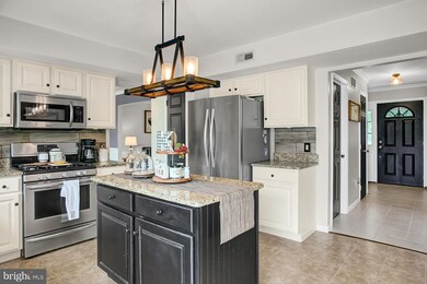 10 Bowes Ln, Reading, PA 19606 - photo 4