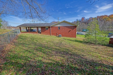 206 Bonnie Blvd, Huntington, WV 25705 - photo 4