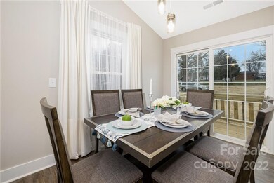 619 Poplar St, Statesville, NC 28677 - photo 7