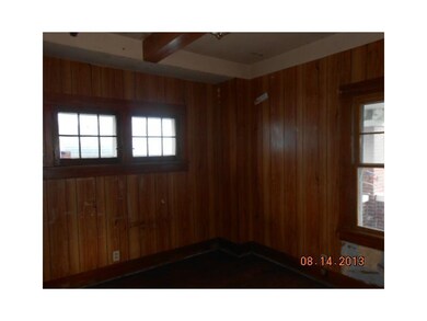 142 W 16th St, Anderson, IN 46016 - photo 4