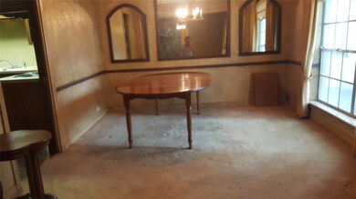 10218 Candlewood Dr, Houston, TX 77042 - photo 3