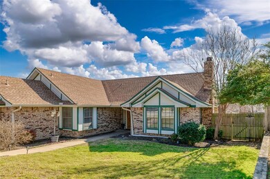 2513 Glenoaks Ct, Bedford, TX 76021 - photo 5