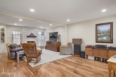 203 Briargate Cir-5