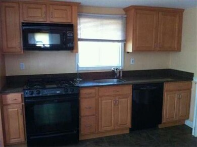 28 Hawthorne Rd, Holbrook, MA 02343 - photo 6