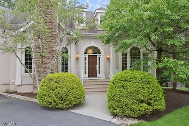 7 Pershing Ct, North Brunswick, NJ 08902 - photo 2