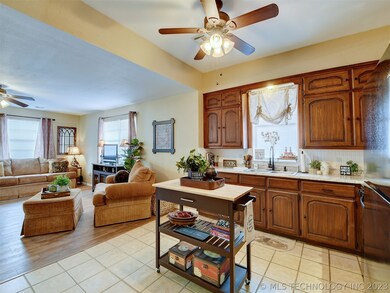 718 3rd St NE, Ardmore, OK 73401 - photo 7