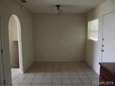 420 E Robertson Ave, Copperas Cove, TX 76522 - photo 6