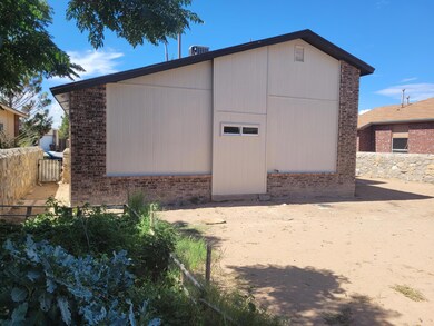 604 Villa Victoria Dr, El Paso, TX 79928 - photo 6