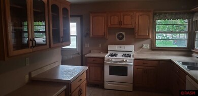 404 Linden St, New Ulm, MN 56073 - photo 4