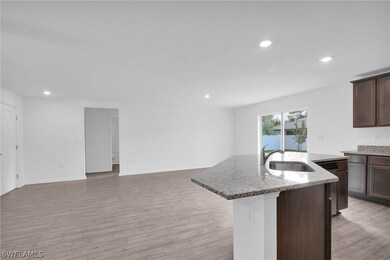 178 Blackstone Dr, Fort Myers, FL 33913 - photo 5