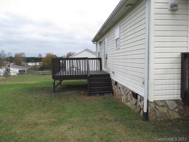 853 Cedar Grove Church Deck