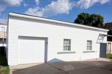 331 18th St, Dunbar, WV 25064 - photo 3