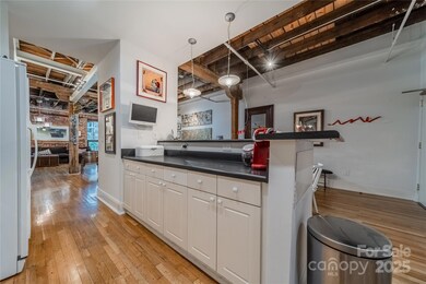 310 Arlington Ave unit 317, Charlotte, NC 28203 - photo 3