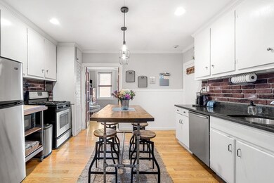 14-16 Henchman St unit 4M, Boston, MA 02113 - photo 7