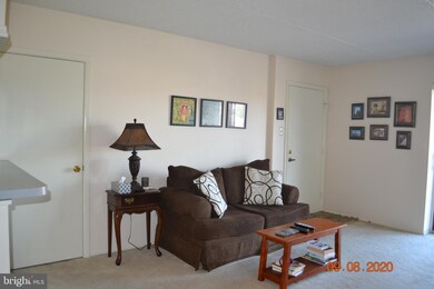 6916 Hilltop Dr unit 149, Brookhaven, PA 19015 - photo 6