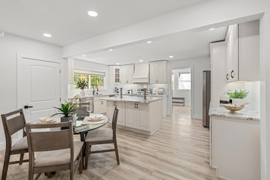 5_739 elk creek rd, trail, or (day)-04