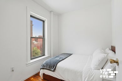 227 W 11th St unit 53, New York, NY 10014 - photo 6