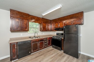 3814 Mars Ave, Center Point, AL 35215 - photo 4