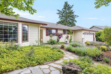 2406 Senate Way, Medford, OR 97504 - photo 2