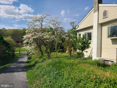 982 Reading Ave, Boyertown, PA 19512 - photo 3