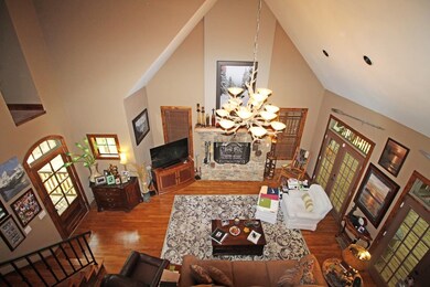 Vaulted ceilings and hardwood floor...