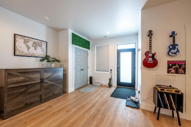 735 E 7th St, Sheridan, WY 82801 - photo 7