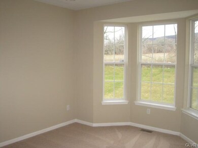 7476 Crane Crossing, Macungie, PA 18062 - photo 4