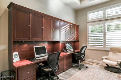 Den/ Office