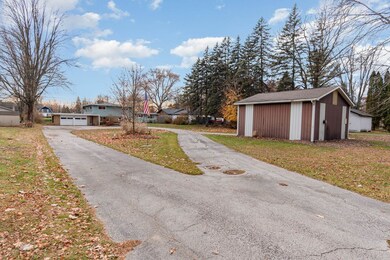 3296 Hidden Rd, Bay City, MI 48706 - photo 4