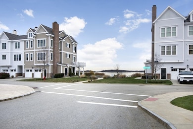 137 Whitaker Ln unit 137, Hingham, MA 02043 - photo 4