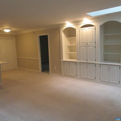 979 Devon Spring Ct, Charlottesville, VA 22903 - photo 3