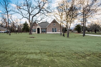 2204 Crystal Palace Blvd, Alvarado, TX 76009 - photo 5