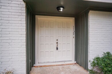 1129 Lindsey Dr, Rosenberg, TX 77471 - photo 2