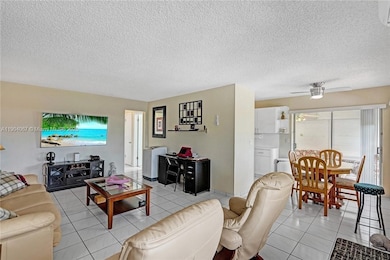 1015 SW 11th Ave unit 11K, Hallandale Beach, FL 33009 - photo 2