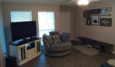 1014 Spell Ave, Cleburne, TX 76033 - photo 3