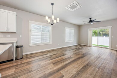 764 Terrazzo living room