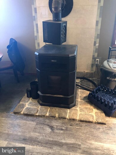 1595 Shatzer Rd, Chambersburg, PA 17201 - photo 2