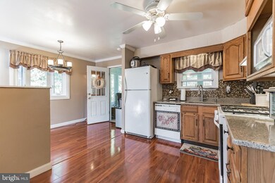 529 Spruce Ave, Pitman, NJ 08071 - photo 4