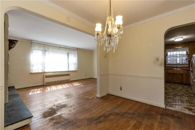 70-8 170th St, Fresh Meadows, NY 11365 - photo 7