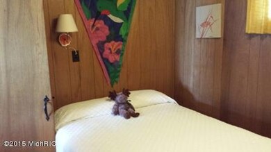 5246 S Lazy Deer Ln, Baldwin, MI 49304 - photo 7