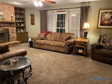 749 Riverside Dr, Woodville, OH 43469 - photo 3