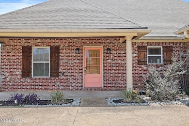 328 Red Cedar Dr, Brandon, MS 39047 - photo 3