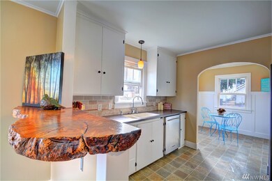 2228 Oakes Ave, Everett, WA 98201 - photo 5