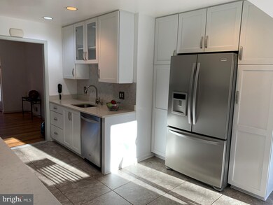 1723 Evelyn Dr, Rockville, MD 20852 - photo 6