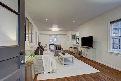 807 Arlington St, Houston, TX 77007 - photo 4