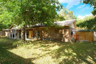 2012 Oneal St, Gainesville, TX 76240 - photo 4