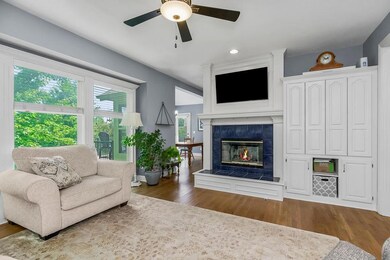 15259 S Acuff Ln, Olathe, KS 66062 - photo 5