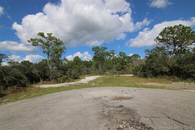 5047 Pebble Beach Dr, Sebring, FL 33872 - photo 2