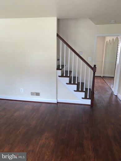 508 Lucia Ave, Baltimore, MD 21229 - photo 2