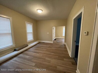 716 W Lapeer St, Lansing, MI 48915 - photo 5